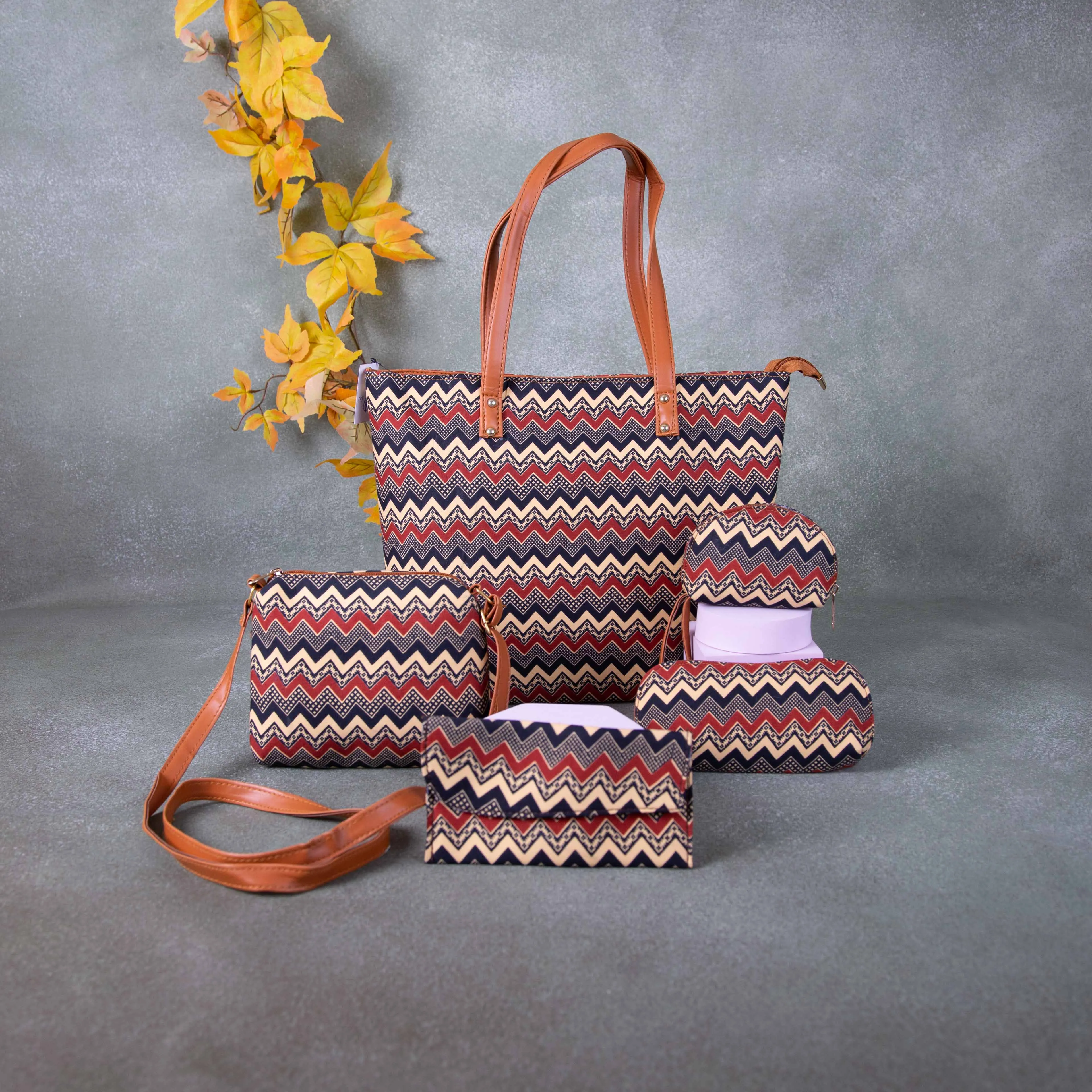 Go Special Tote Combo Set Maroon with Black Colour zig zag Design.