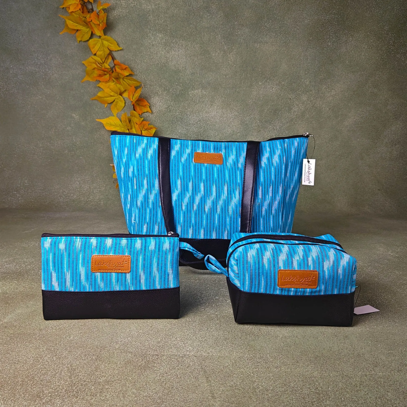 Hindustani Tote Combo Blue Ditsy Vertical Prints